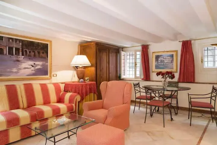 Biri Canal Charm Apartment Venice Italy